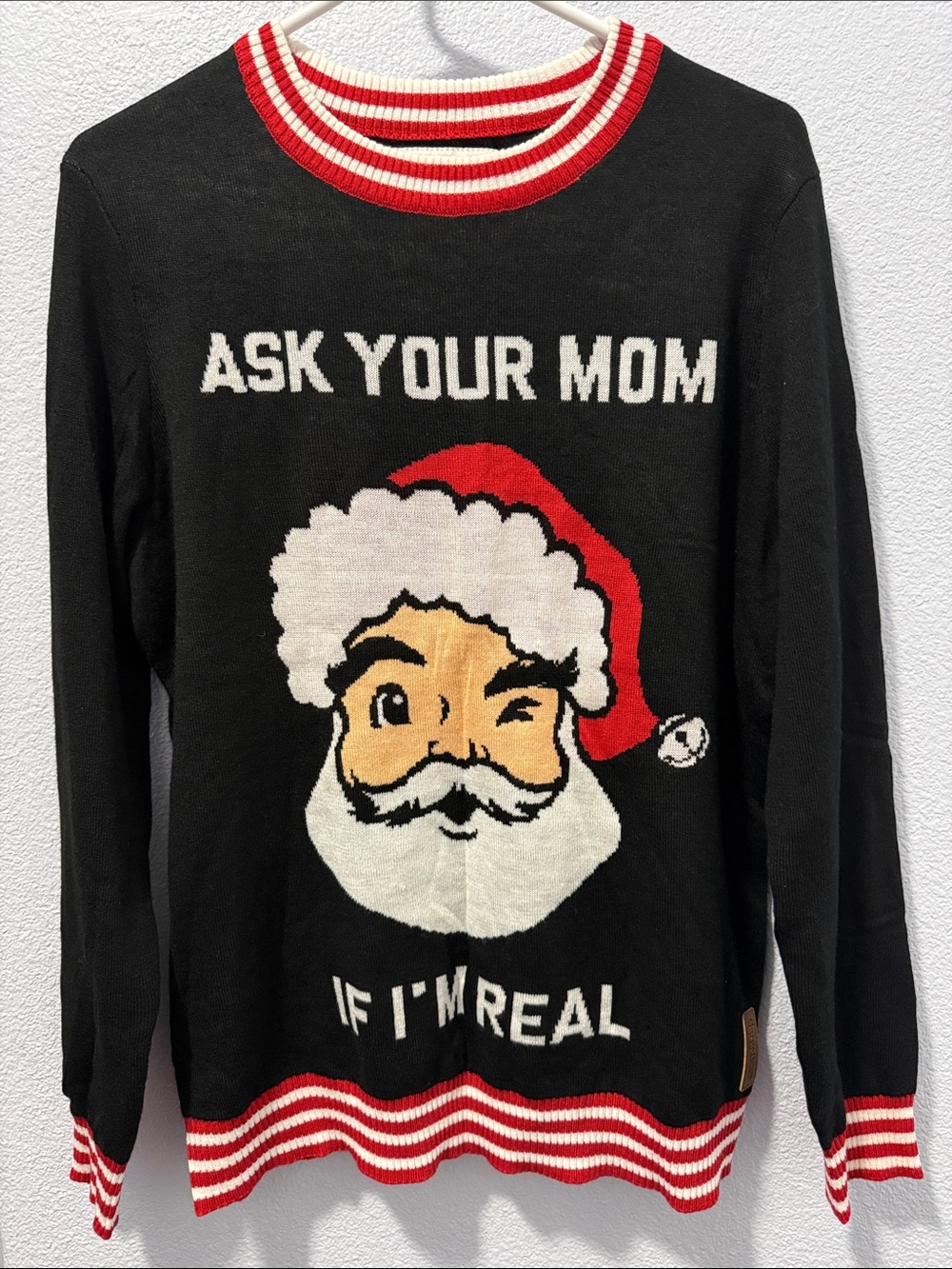 Tipsy Elves Men’s Winking Santa Christmas Sweater Black Red Medium